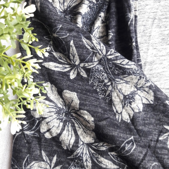 floral cardigan - Picture 3 of 4